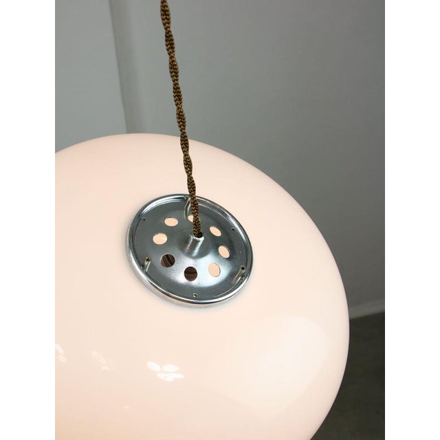 Italian White Medusa Pendant Lamp by Luigi Massoni for Guzzini, 1970s For Sale - Image 11 of 17