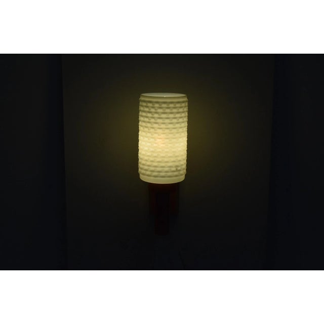 1960s Mid-Century Wall Lamp from Drevo Humpolec, 1960s For Sale - Image 5 of 8