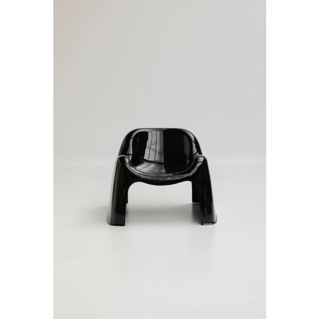 Toga Chairs in Black Fiberglass by Sergio Mazza for Artemide, 1980s, Set of 2 For Sale - Image 6 of 15