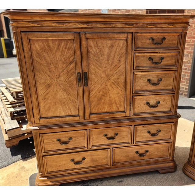Wood Complete Blonde Wood Queen Bedroom Set For Sale - Image 7 of 11