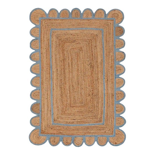Light Blue Scallop Jute Hand Made Rug - 5'x7' For Sale
