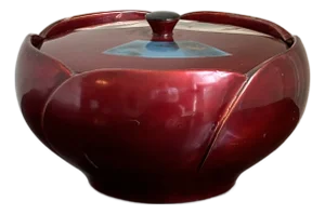 Mid-20th Century Japanese Lacquerware Lidded Box
