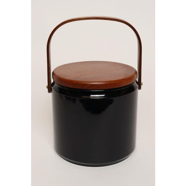 Wood Mid Century Modern Black Vinyl and Teak Insulated Ice Bucket by Georges Briard For Sale - Image 7 of 18