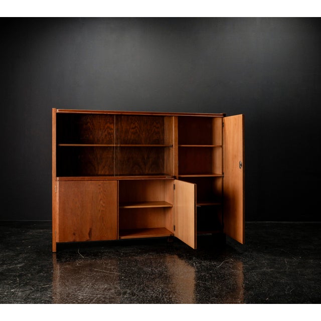 Brown Art Deco Cabinet in Walnut by Bruno Paul for Veb Deutsche Werkstätten Hellerau, 1930s For Sale - Image 8 of 18