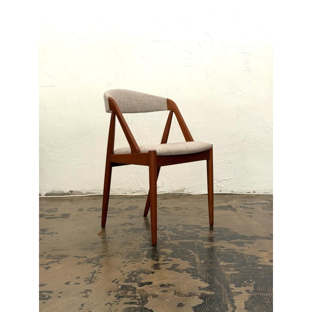Model 31 Dining Chairs from Schou Andersen, 1960s, Set of 4 For Sale - Image 4 of 9
