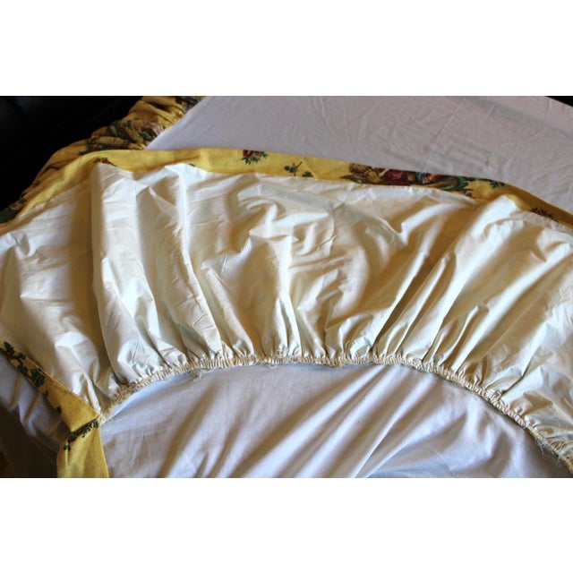 1990s VTG Pair of Schumacher Le Toile Du Marche Bedskirts in Twin Xl, Gorgeous! For Sale - Image 5 of 8