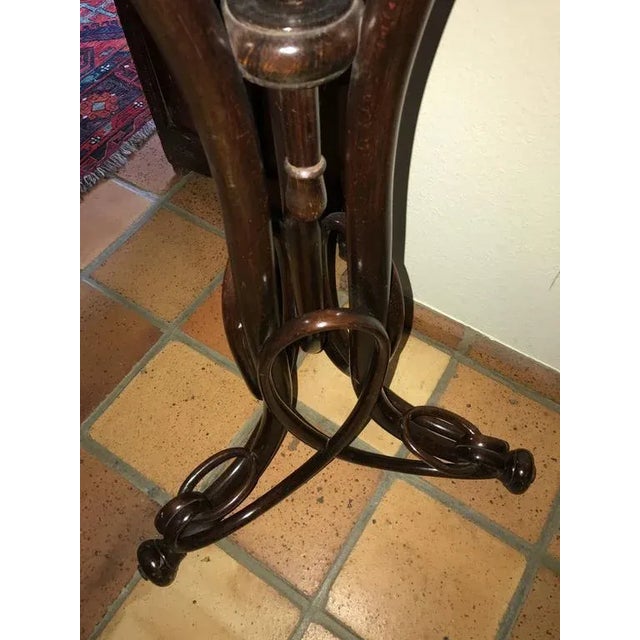 Thonet Bentwood Vanity Mirror Nr 1 attributed to Michael Thonet for Thonet, 1904 For Sale - Image 4 of 11