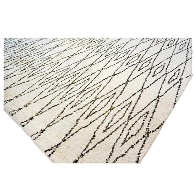 Vintage Moroccan Beni Ourain Modern Wool 12x18 Ivory & Dark Brown Handmade Area Rug #Ay101 For Sale In Houston - Image 6 of 9