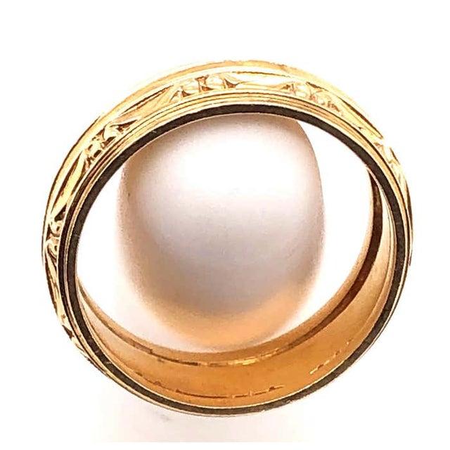 18 Karat Yellow Gold Wedding Ring / Band For Sale In New York - Image 6 of 9