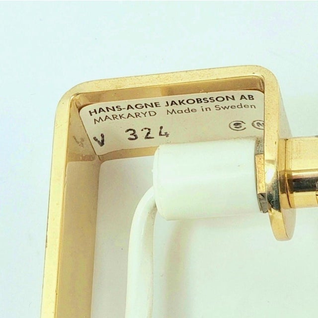 Gold Mid-Century Scandinavian Brass Model V-324 Wall Lights from Hans-Agne Jakobsson, Sweden, 1960s, Set of 2 For Sale - Image 8 of 10