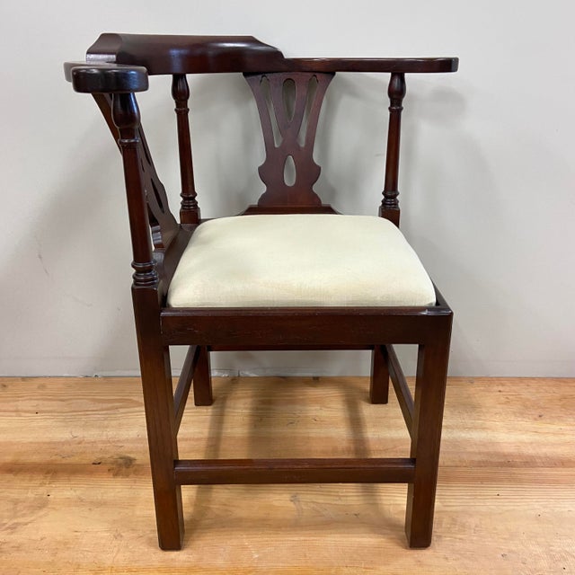 1980s Vintage The Bartley Collection Furniture Solid Mahogany Corner