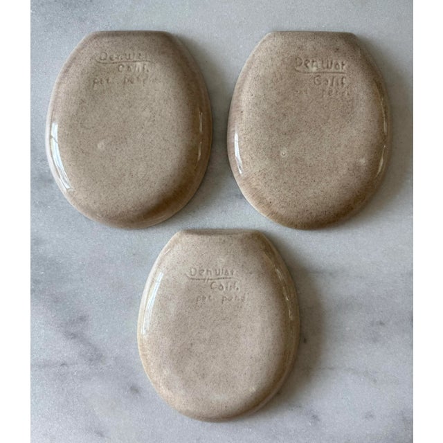 Taupe Set of 6 Mid Century Denwar Bantu California Pottery Plates For Sale - Image 8 of 14