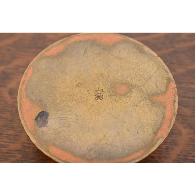 Roycroft Arts & Crafts Hammered Brass Over Copper Inkwell For Sale - Image 10 of 12