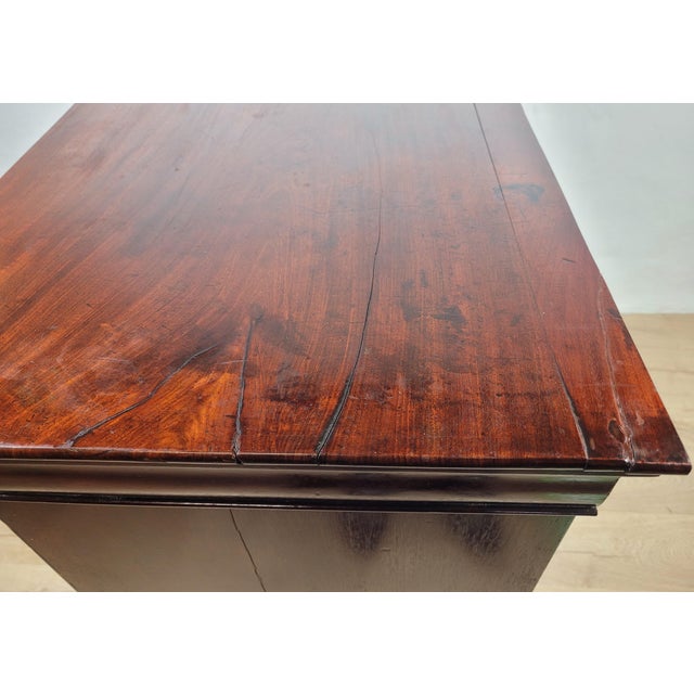 Victorian English Chest of Drawers in Mahogany, 1890 For Sale - Image 16 of 18