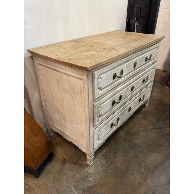 Traditional French Louis XVI Painted Oak Commode For Sale - Image 3 of 6