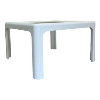 Square Coffee Table in White Glass by Peter Ghyczy for Horn Collection For Sale