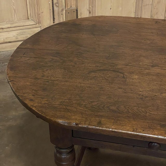 Early 18th Century French Louis XIII Solid Oak End Table For Sale - Image 9 of 18
