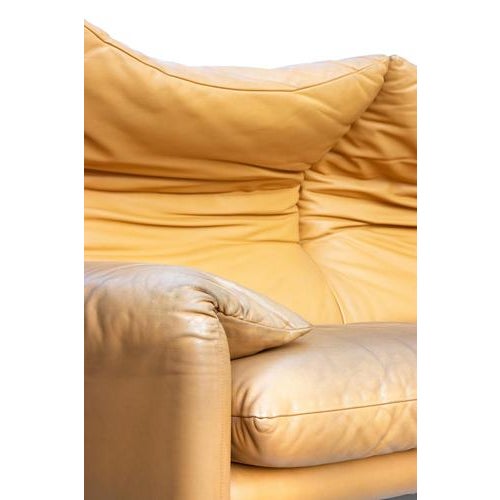 Vico Magistretti Maralunga Sofas by Vico Magistretti for Cassina, Italy, 1970s, Set of 2 For Sale - Image 4 of 7