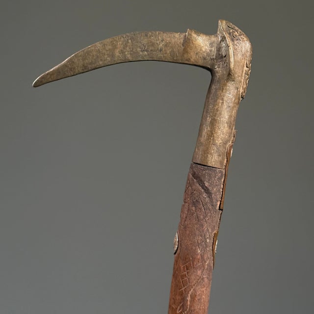 1930s Rare Voltaic Burkina Faso Scepter With Snake Head Blade on Custom Stand For Sale - Image 5 of 12