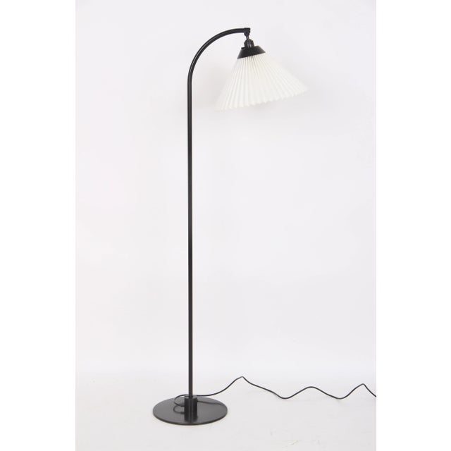Early 21st Century Model 386 Floor Lamp in Black Steel with Hand-Folded Lampshade from Le Klint, 1970s For Sale - Image 5 of 8