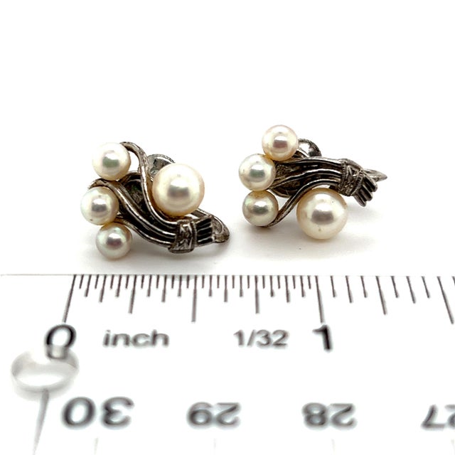 Mikimoto Estate Akoya Pearl Earrings Sterling Silver 5.75 mm 4.5 Grams For Sale - Image 9 of 9