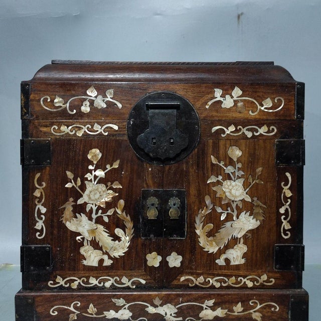 1970s Antique Huanghuali Wood Official's Chest With Mother-of-Pearl Inlay (Phoenix & Floral Motif) For Sale - Image 5 of 9
