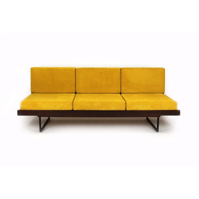 Sofa from Interier Praha, Former Czechoslovakia, 1960s For Sale - Image 18 of 18