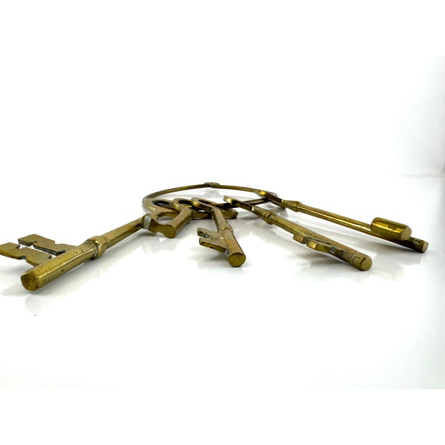 Vintage Brass Skeleton Key Ring – Set of Five Decorative Keys For Sale In Little Rock - Image 6 of 9