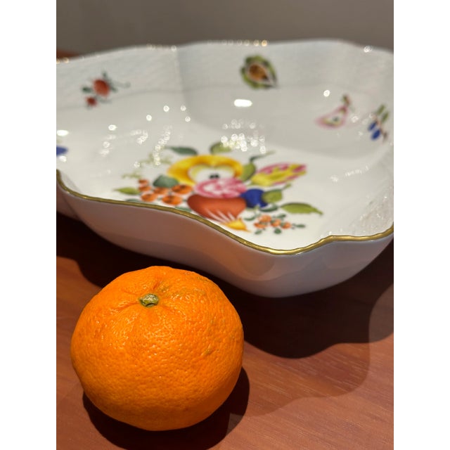 White 1970s Herend Fruits and Flowers Triangular Serving Dish, 10" Vintage Porcelain, Gilded Edge For Sale - Image 8 of 9