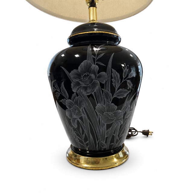 Vintage 1980s Black Chinoiserie Ceramic Ginger Jar Table Lamp With Linen Shade For Sale In Las Vegas - Image 6 of 6
