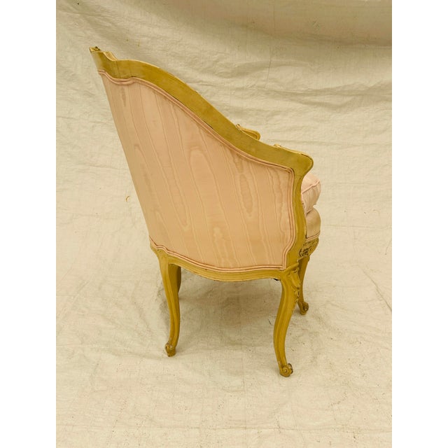 70's Vintage Louis XV Style French Corner Chair Soft Pink For Sale In New York - Image 6 of 9