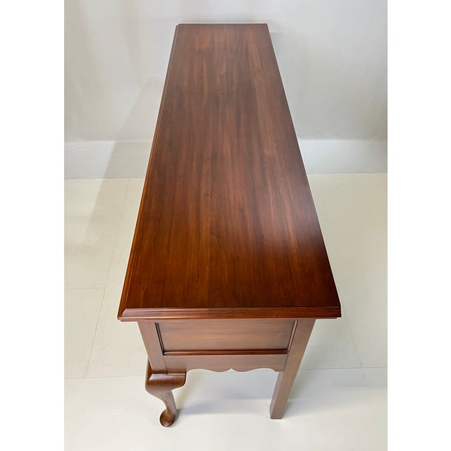 Henkel Harris Vintage Henkel Harris Virginia Galleries Wild Black Cherry "Jamestown Colony" Buffet / Sideboard For Sale - Image 4 of 17