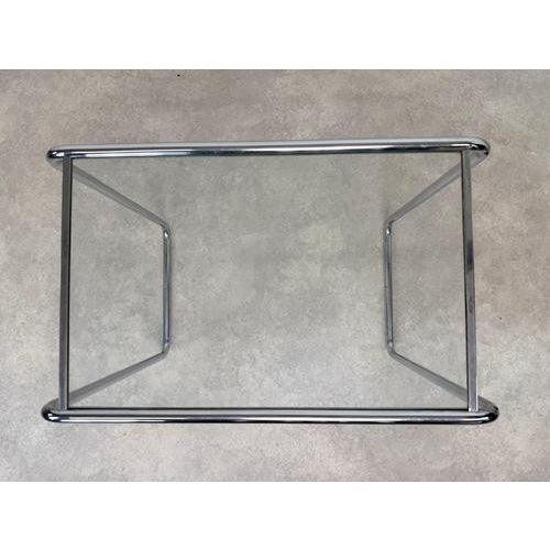 Bauhaus Tubular Chrome and Glass Side Table by Marcel Breuer, 1940s For Sale - Image 10 of 12