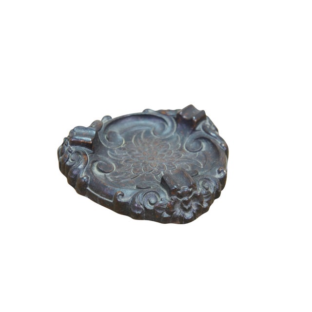 Mid-Century Modern Mid Century Syroco Wood Ornate Floral Ashtray Three Cigarette Rest For Sale - Image 3 of 10