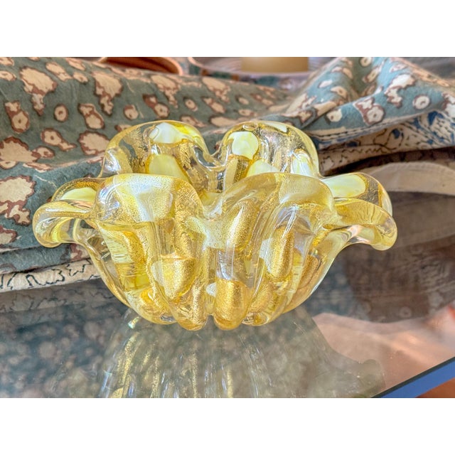 1950s Barovier & Toso Murano Yellow Spots Gold Flecks Italian Art Glass Flower Form Bowl For Sale - Image 13 of 16
