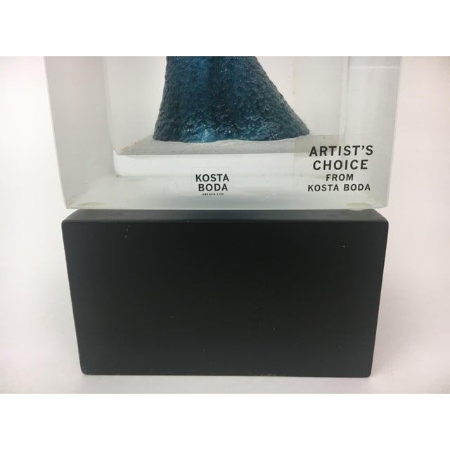 Kjell Engman for Kosta Boda ‘Snapshot’ sculpture Women in the wind , 1990’s For Sale - Image 4 of 15