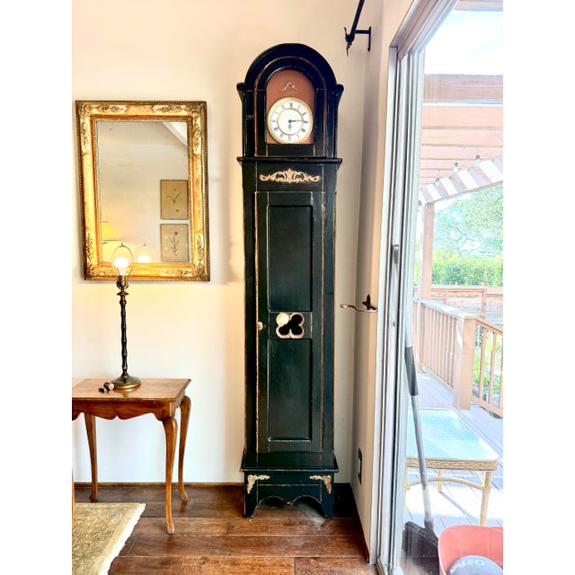 A beautifully crafted custom reproduction grandfather clock, designed in the traditional longcase style and standing an...