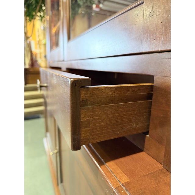 Wood 1990s Elegant French Walnut Display Hutch Cabinet For Sale - Image 7 of 12