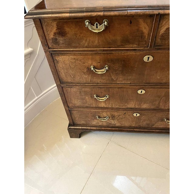 George I Walnut Chest of Drawers, 1720s For Sale - Image 4 of 16