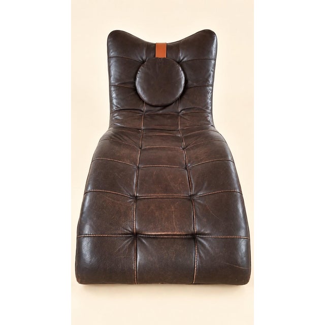 Brown S-Shaped Chaise Longue in Chocolate Leather with Button Tufting, 1970s For Sale - Image 8 of 9