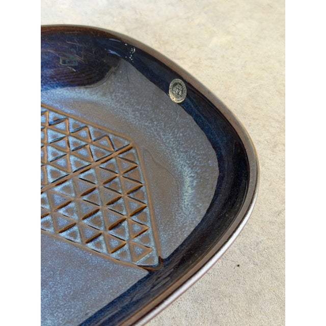 1960s Einar Johansen Soholm Ceramic Serving Platter Deep Blue Triangle Pattern Denmark Mid-Century Modern 1960s For Sale - Image 5 of 10