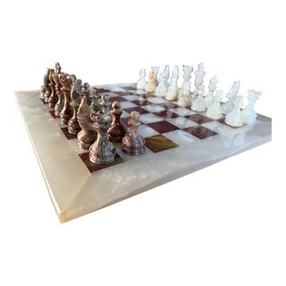 Vintage Mexican Banded Onyx & White Calcite Hand-Carved Chess Set, 1960s–70s For Sale