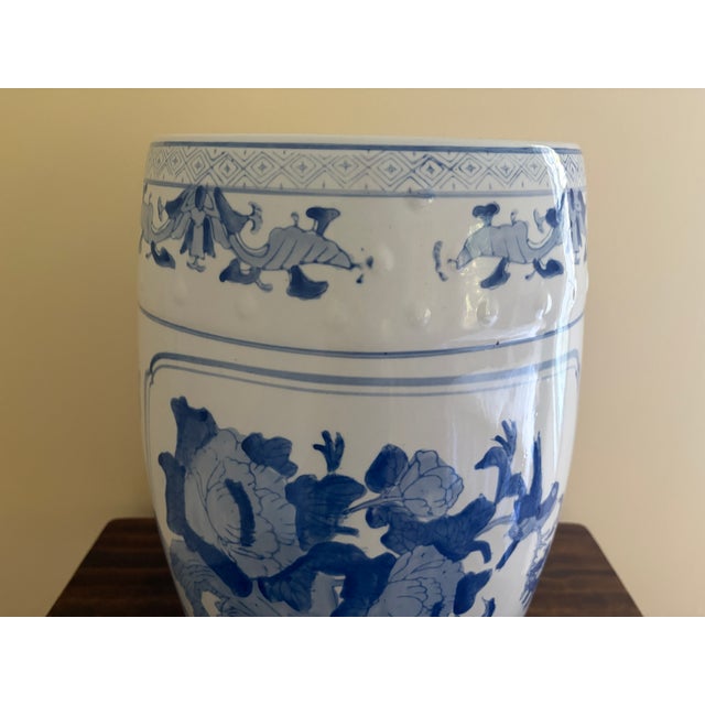 Blue and White Porcelain Chinoiserie Chinese Garden Stool or Side Table For Sale In South Bend - Image 6 of 10