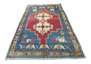 1960s Vintage Hand-knotted Floor Decorative Rug