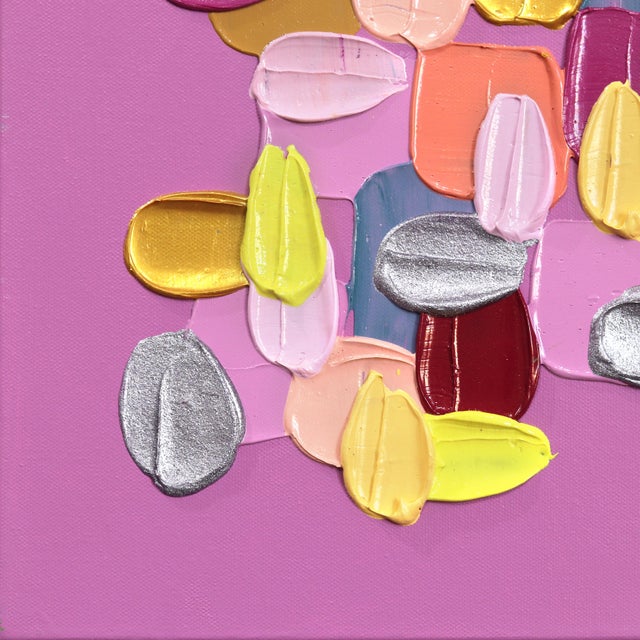 Impasto-painted strokes of bright colors are the framework of artist Shiri Phillips’ abstract artworks. Her paintings are...