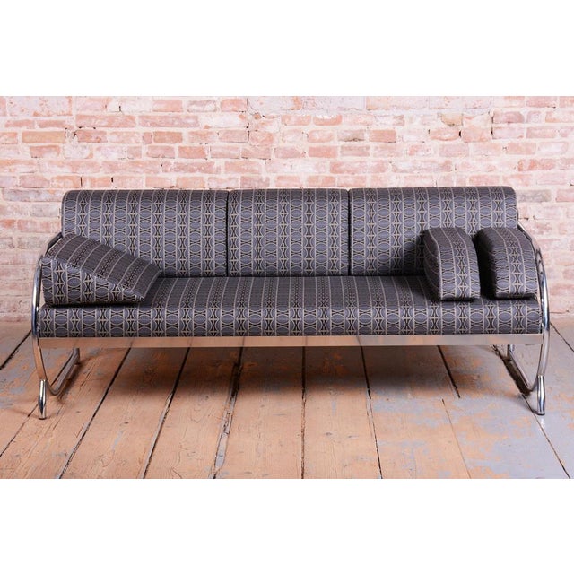 1930s Bauhaus Sofa in Chrome and Fabric from Robert Slezak, Czech, 1930s For Sale - Image 5 of 18