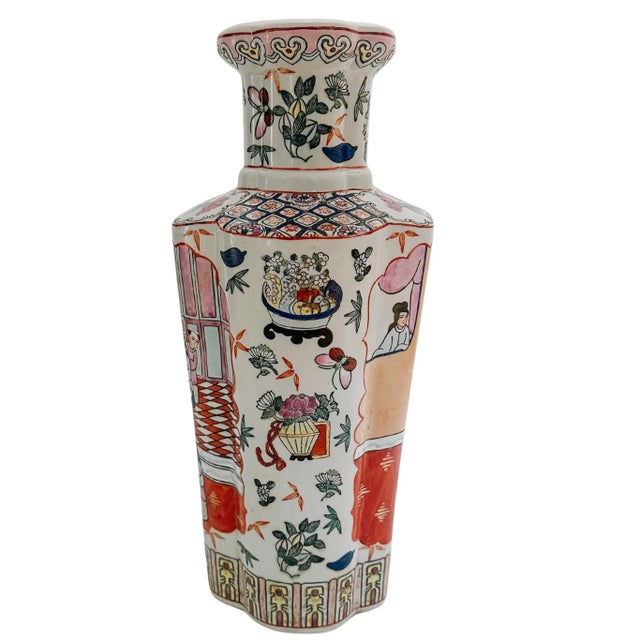Maitland - Smith Maitland-Smith Chinoiserie Rose Medallion Quatrefoil Ceramic Vases - A Pair For Sale - Image 4 of 10