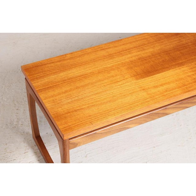 1960s Long Mid-Century Teak Quadrille Coffee Table from G-Plan, 1960s For Sale - Image 5 of 9