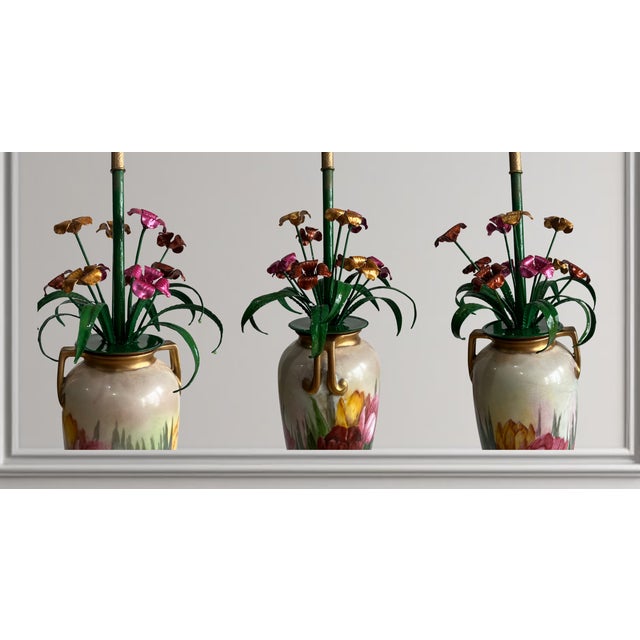 Mid-Century Florentine Tole Lillies and Porcelain Hand Painted Tulips Table Lamp For Sale - Image 10 of 12