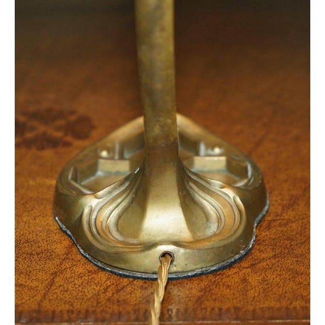 Metal Antique French Art Nouveau Brass and Shell Table Lamp by Louis Majorelle, 1900 For Sale - Image 7 of 18